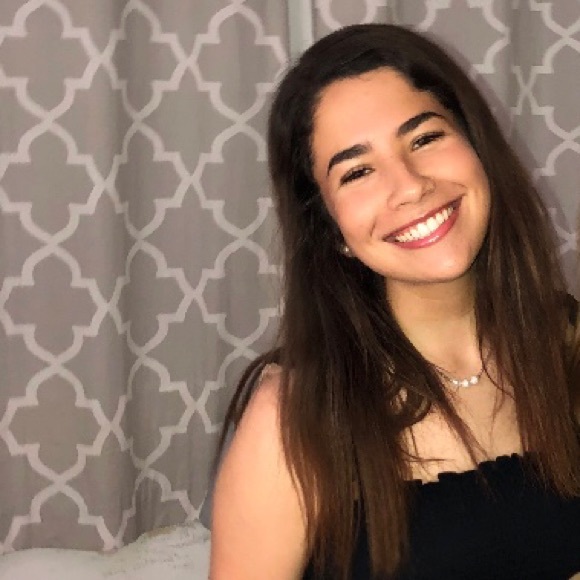 Meet your Posher, Lisee - Picture 1 of 1